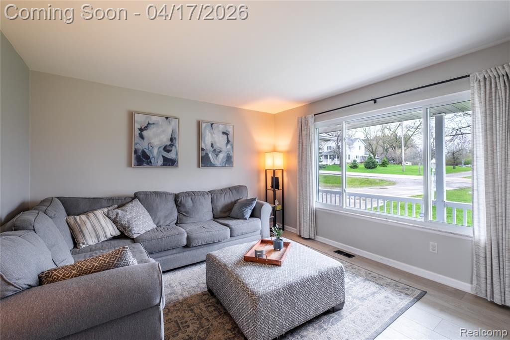 5395 Howe Road, Grand Blanc, MI 48439 — Photo 7