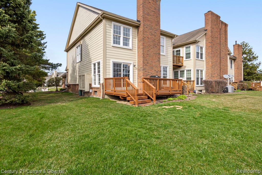 39793 EAGLE TRACE Drive, Northville, MI 48168 — Photo 34