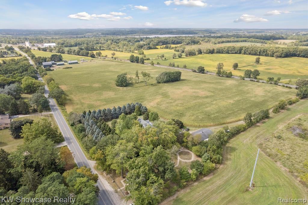 11000 Dexter Chelsea Road, Dexter, MI 48130 — Photo 37
