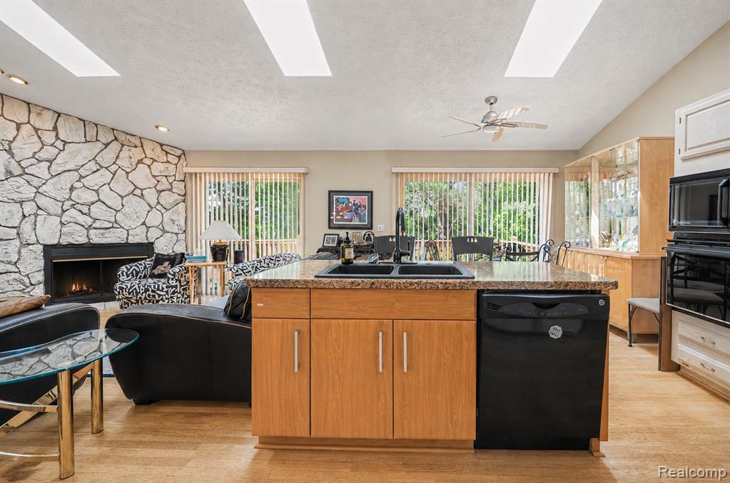 6638 Ridgeview Drive, Clarkston, MI — Photo 7