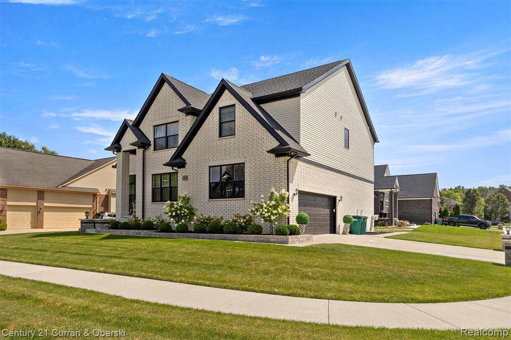 14079 Cobblestone Court, Belleville, MI 48111 — Photo 4