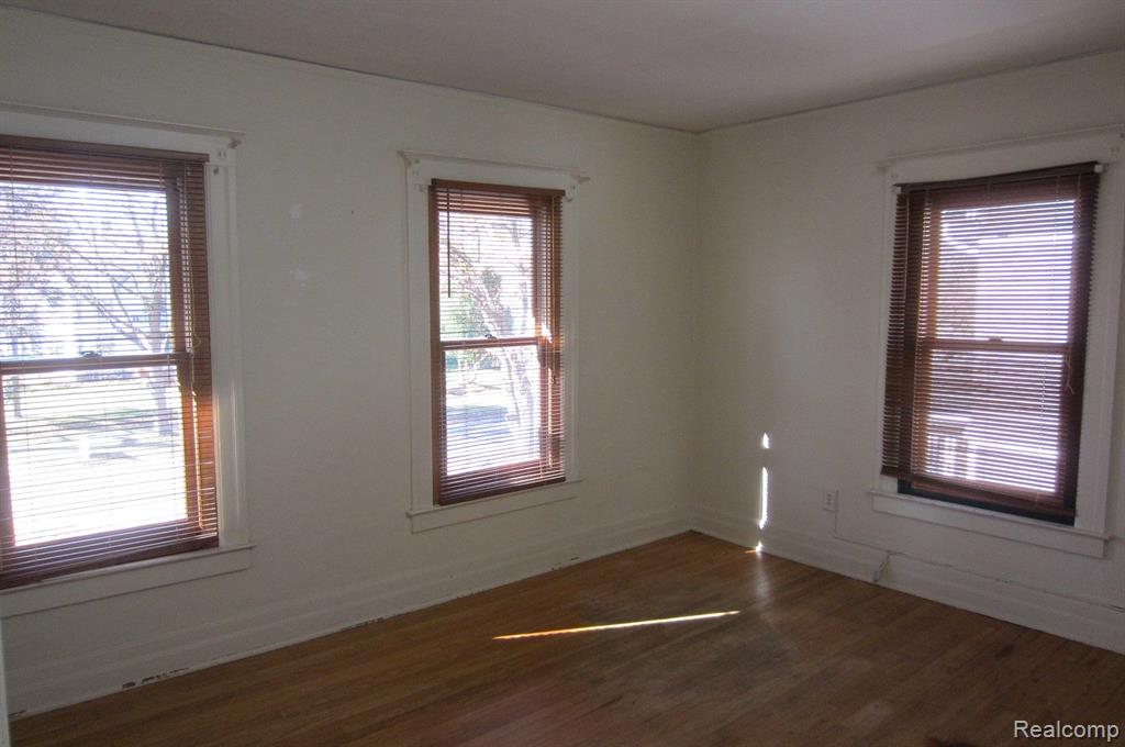 77 Franklin Boulevard, Pontiac, MI 48341 — Photo 18
