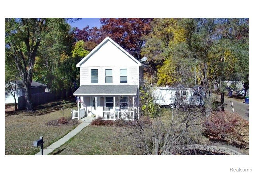 863 Boyd Avenue, Traverse City, MI 49686 — front exterior