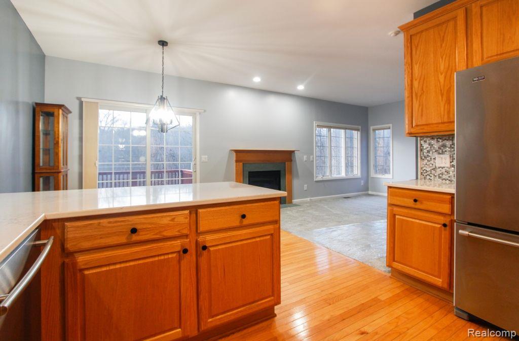 42985 RIVER BEND Drive, Plymouth, MI 48170 — Photo 27