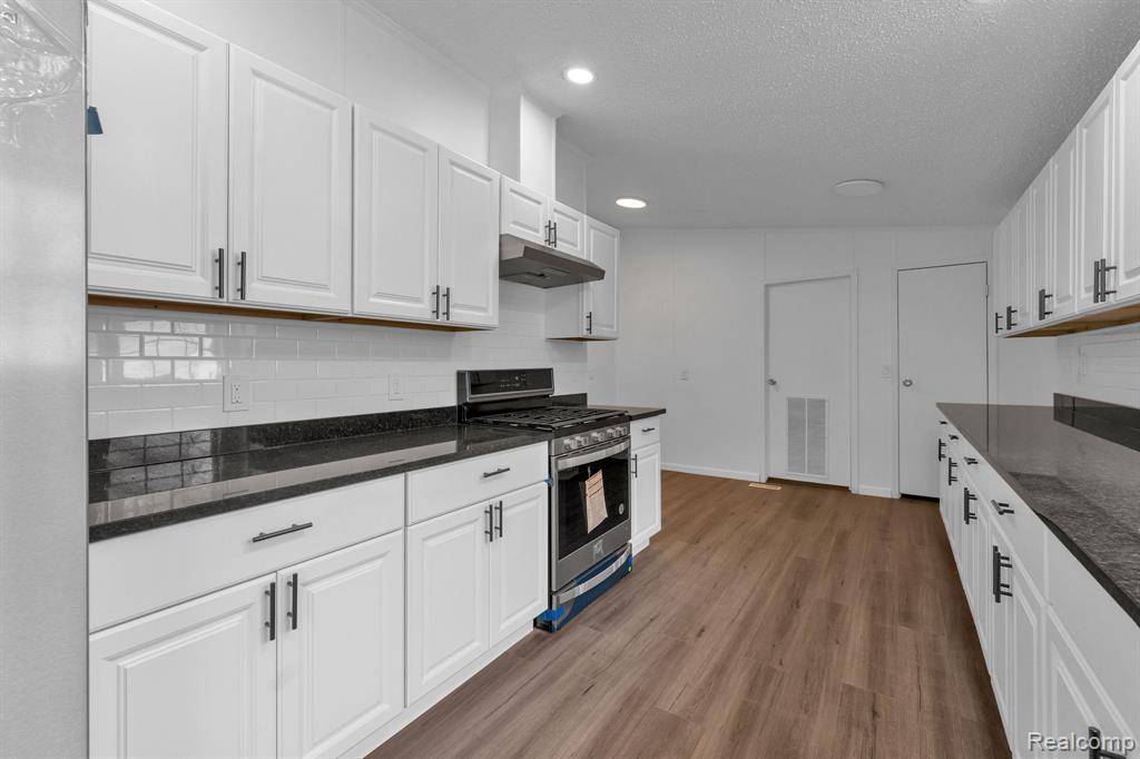 36085 Wick Road, Romulus, MI 48174 — Photo 29