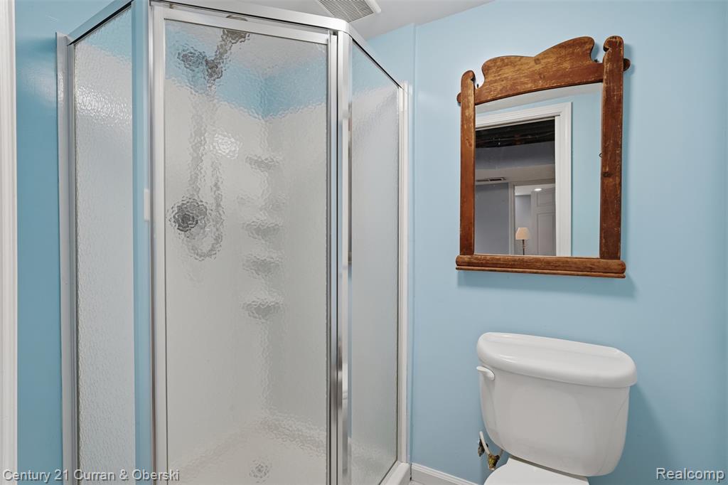 543 McMunn Street, South Lyon, MI 48178 — Photo 18