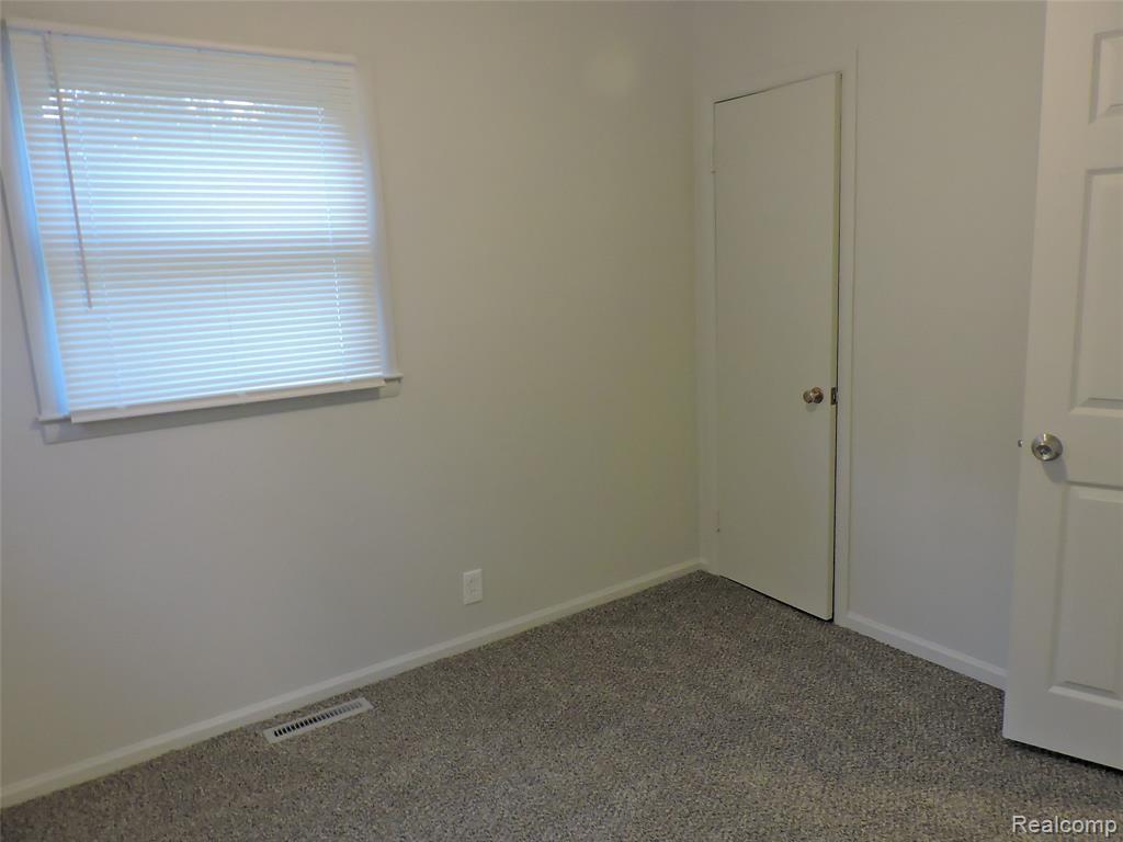 4014 Jacque Street, Flint, MI 48532 — Photo 13