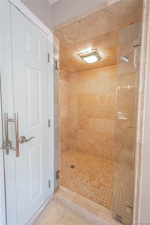 5429 Shorewood Drive, Fort Gratiot, MI 48059 — Photo 40