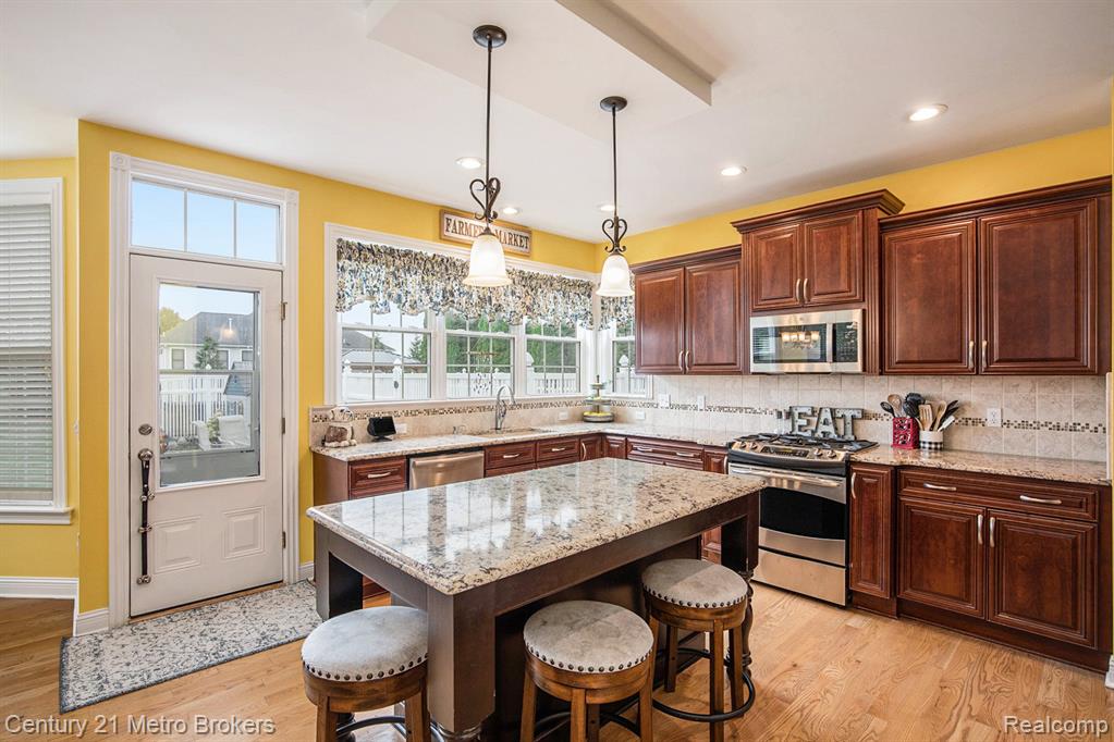 9024 Woodridge Drive, Davison, MI 48423 — Photo 9