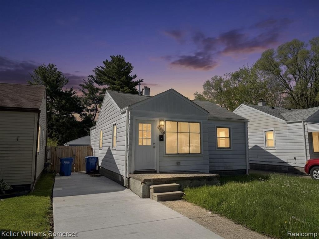 7514 Westminster Avenue, Warren, MI 48091 — front exterior