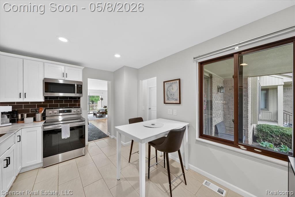 537 Tennyson, Rochester Hills, MI 48307 — Photo 14