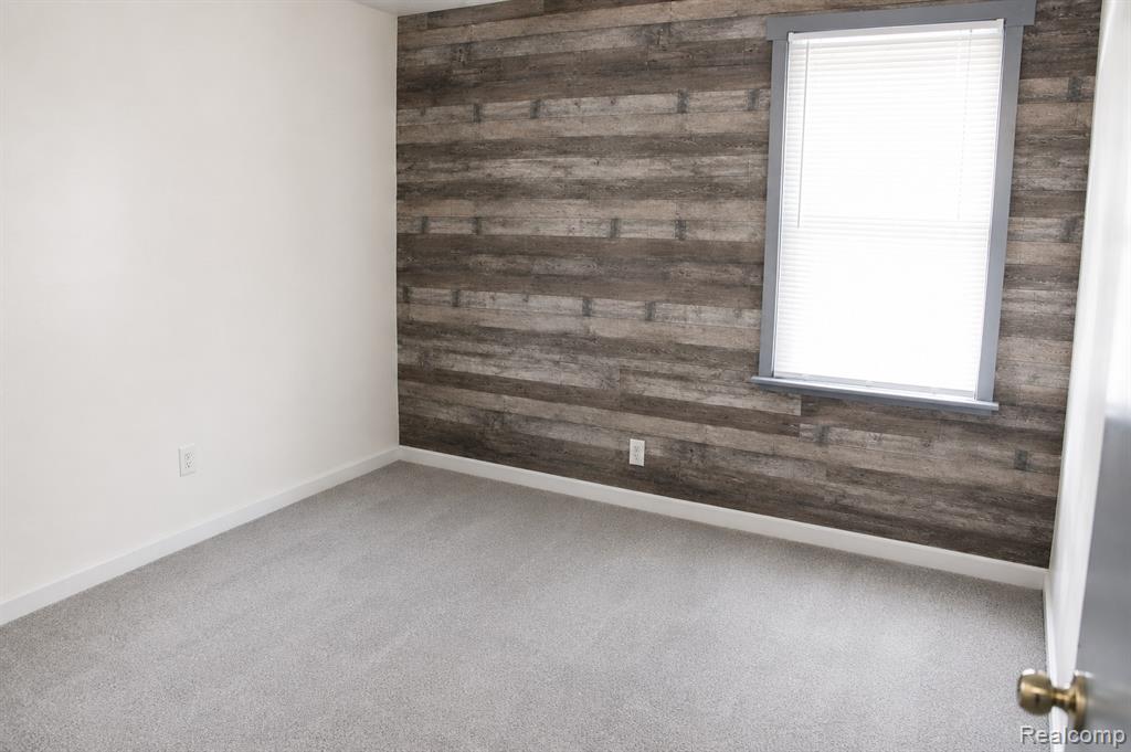 9337 Rutland Street, Detroit, MI 48228 — Photo 20
