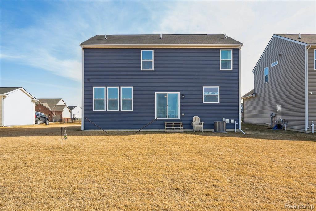 51177 MAPLE LEAF Drive, Macomb, MI 48042 — Photo 24