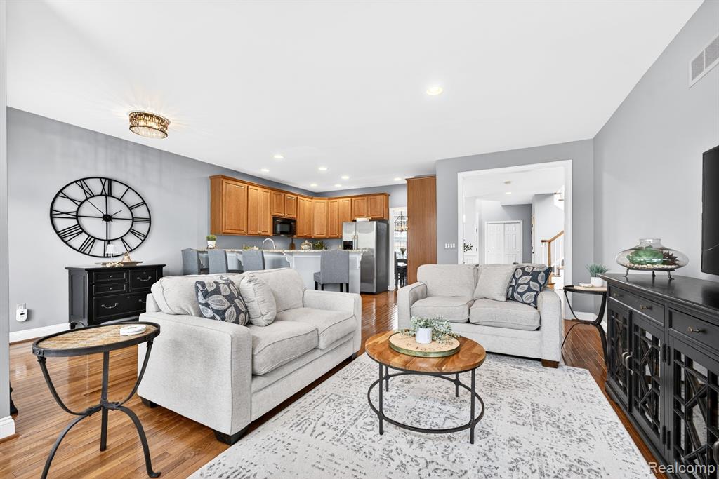 44872 Broadmoor Circle S, Northville, MI 48168 — Photo 12