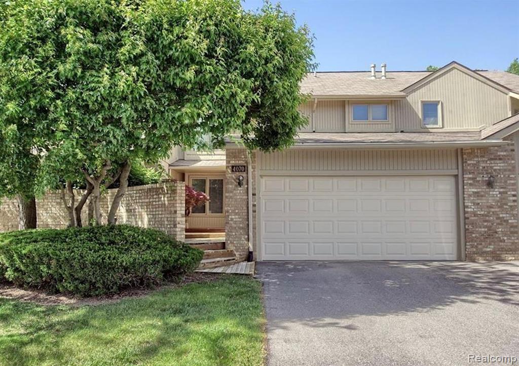 4070 Foxpointe Drive, West Bloomfield, MI 48323 — front exterior