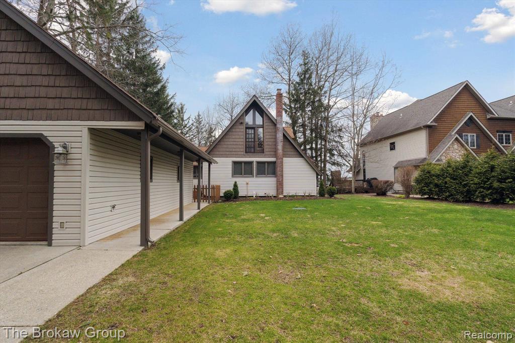 3032 WOODLAND Drive, Metamora, MI 48455 — Photo 10