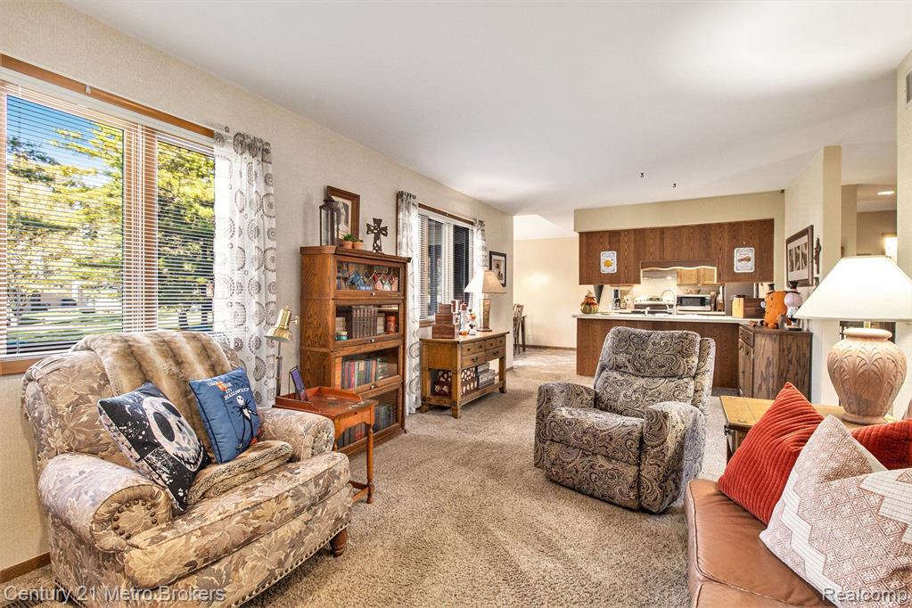 5376 OLDE SHAWBORO Road, Grand Blanc, MI 48439 — Photo 11