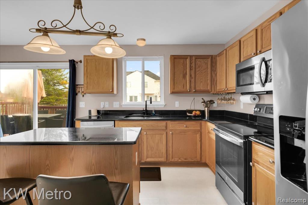 7696 Henley Drive, Ypsilanti, MI 48197 — Photo 11