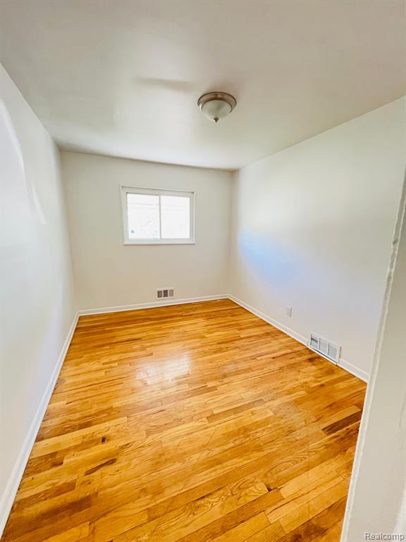 6507 DUPONT Street, Flint, MI 48505 — Photo 11