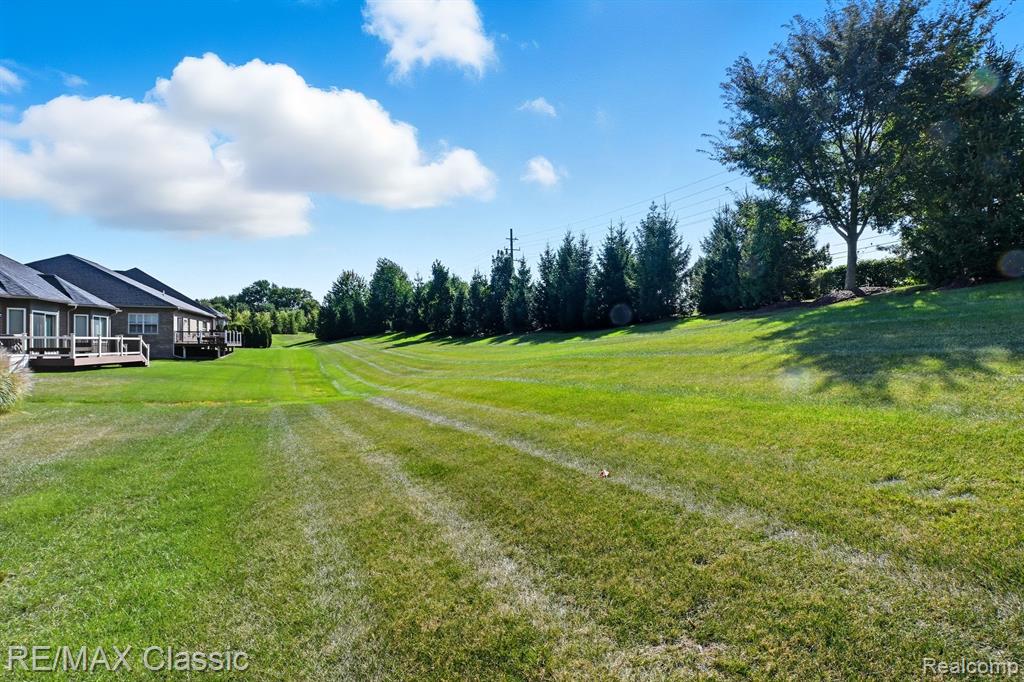 24530 Pinnacle Circle, 25, South Lyon, MI 48178 — Photo 27