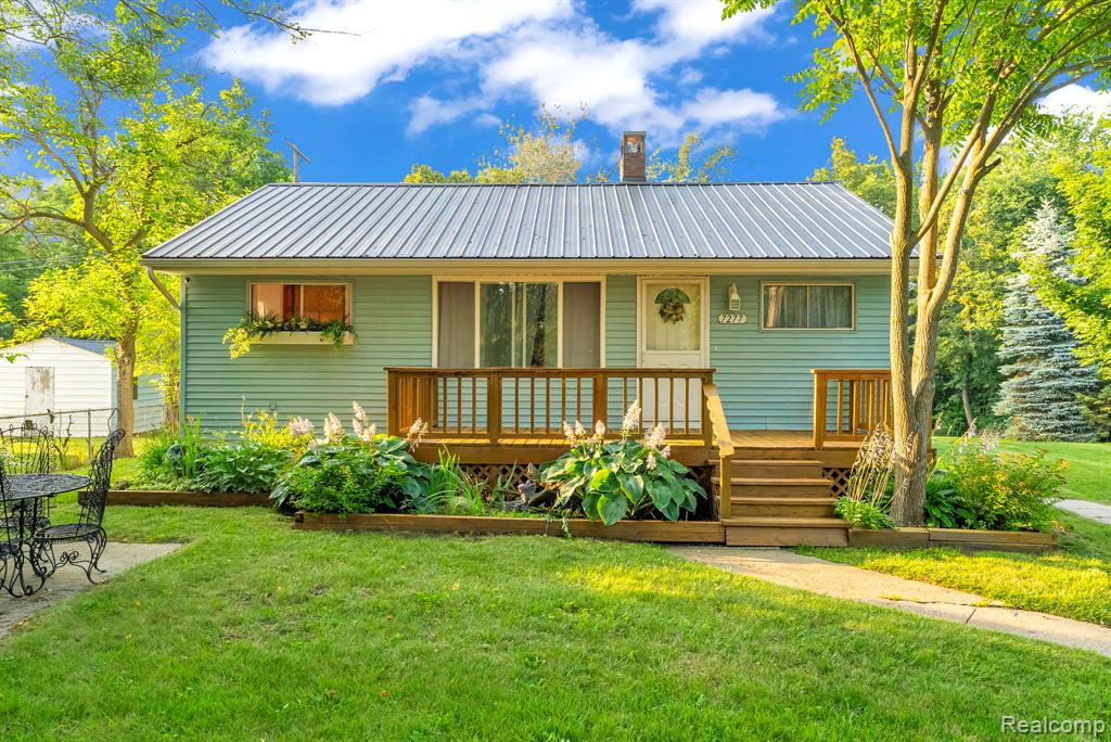 7277 Elmwood Road, Lexington, MI 48450 — Photo 2