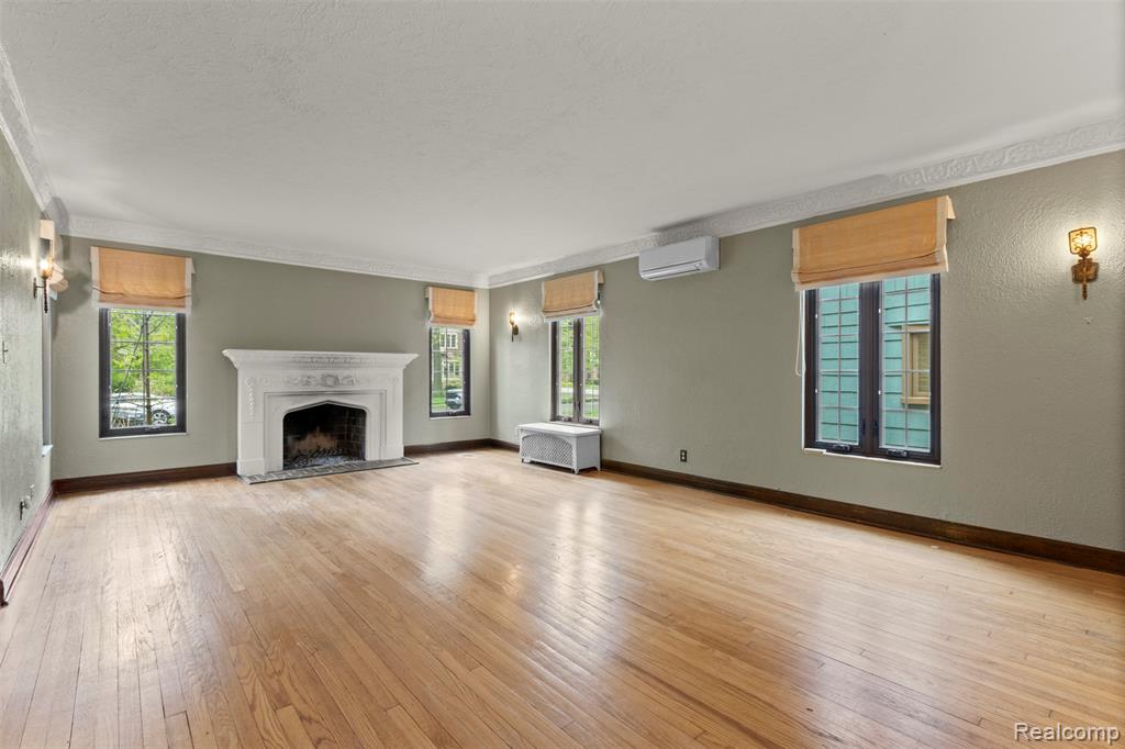 18925 Birchcrest Drive, Detroit, MI 48221 — Photo 15