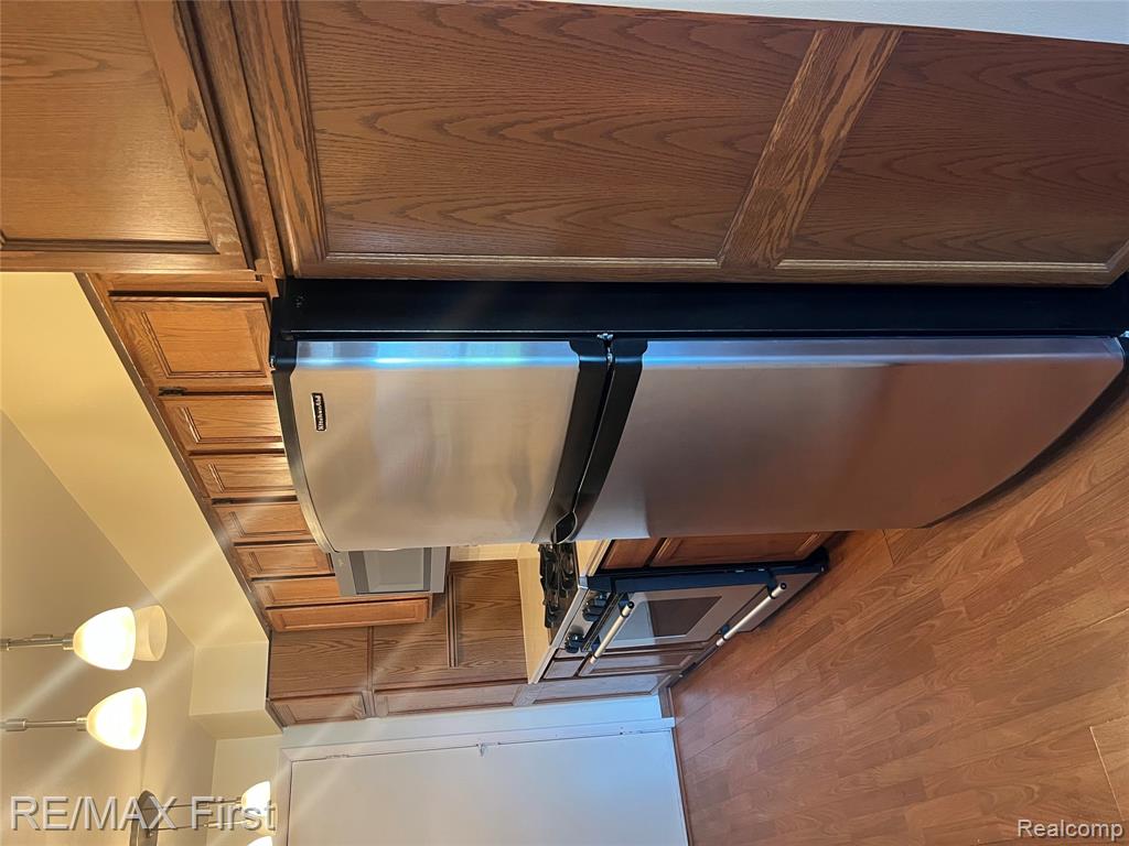 48195 Bayshore Drive, Belleville, MI 48111 — Photo 11