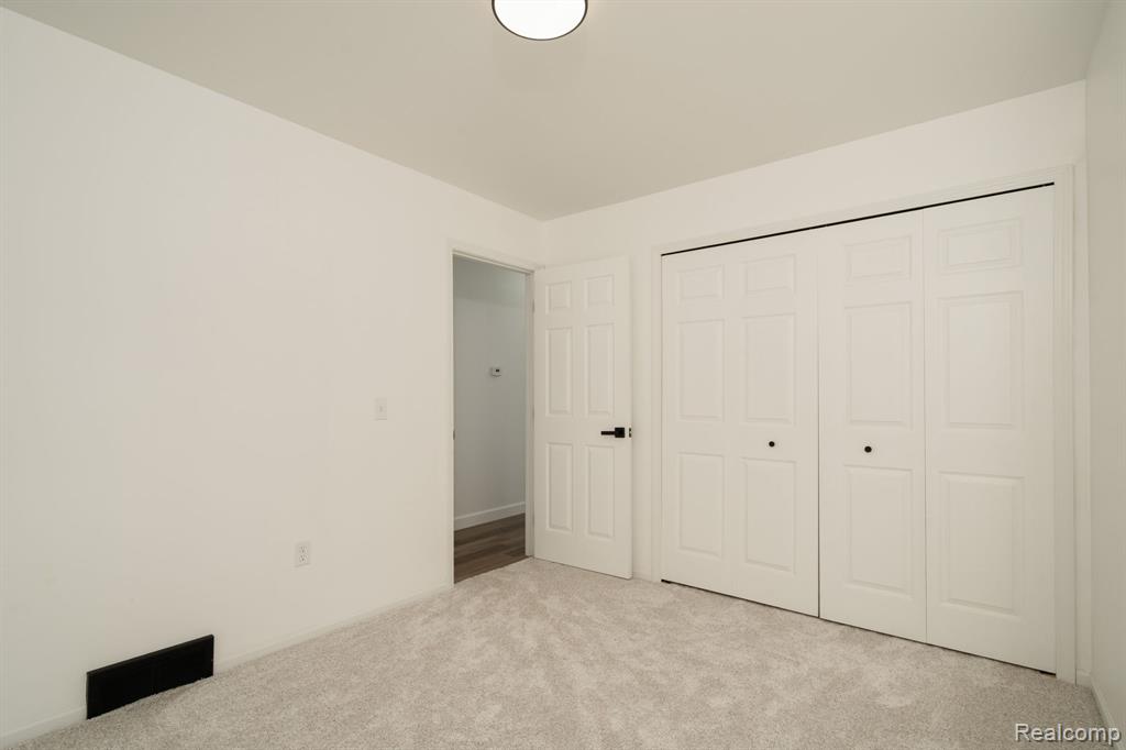3353 Augusta Street, Flint, MI 48532 — Photo 22