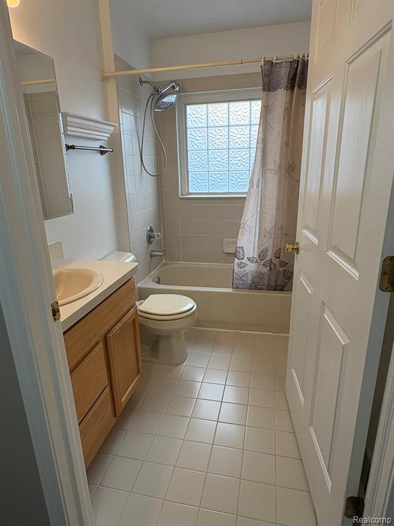 5572 Acorn Lane, 72, Sterling Heights, MI 48314 — Photo 14