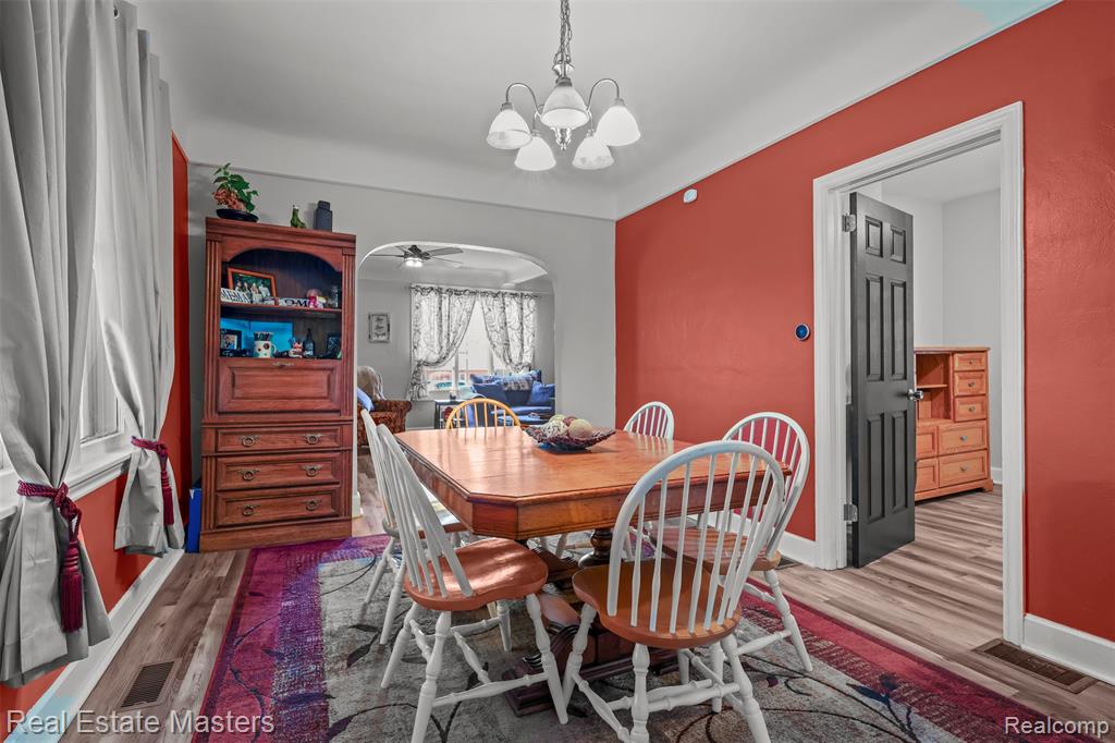 1303 BEARD Street, Port Huron, MI 48060 — Photo 8