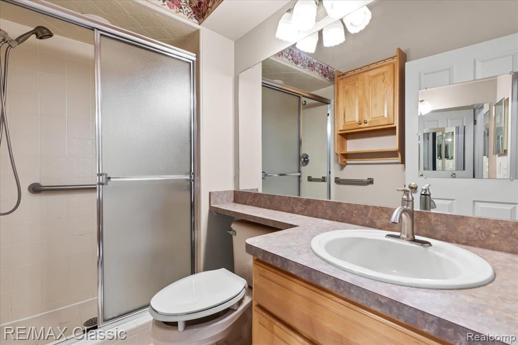 48728 Sundance Court, Shelby Twp, MI 48315 — Photo 16