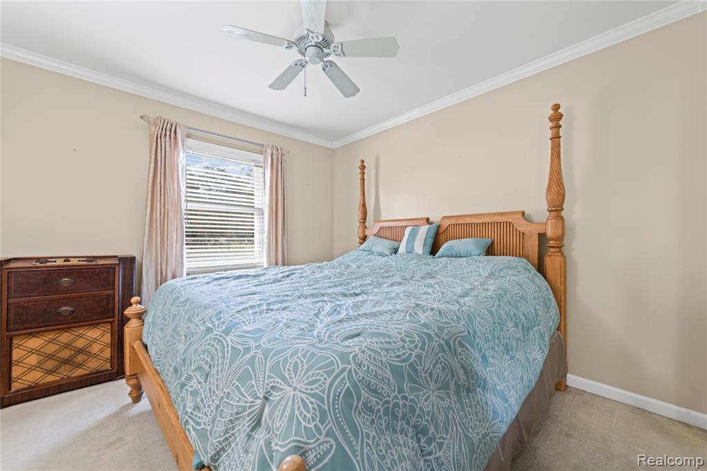 25419 Montebello Drive, Woodhaven, MI 48183 — Photo 13