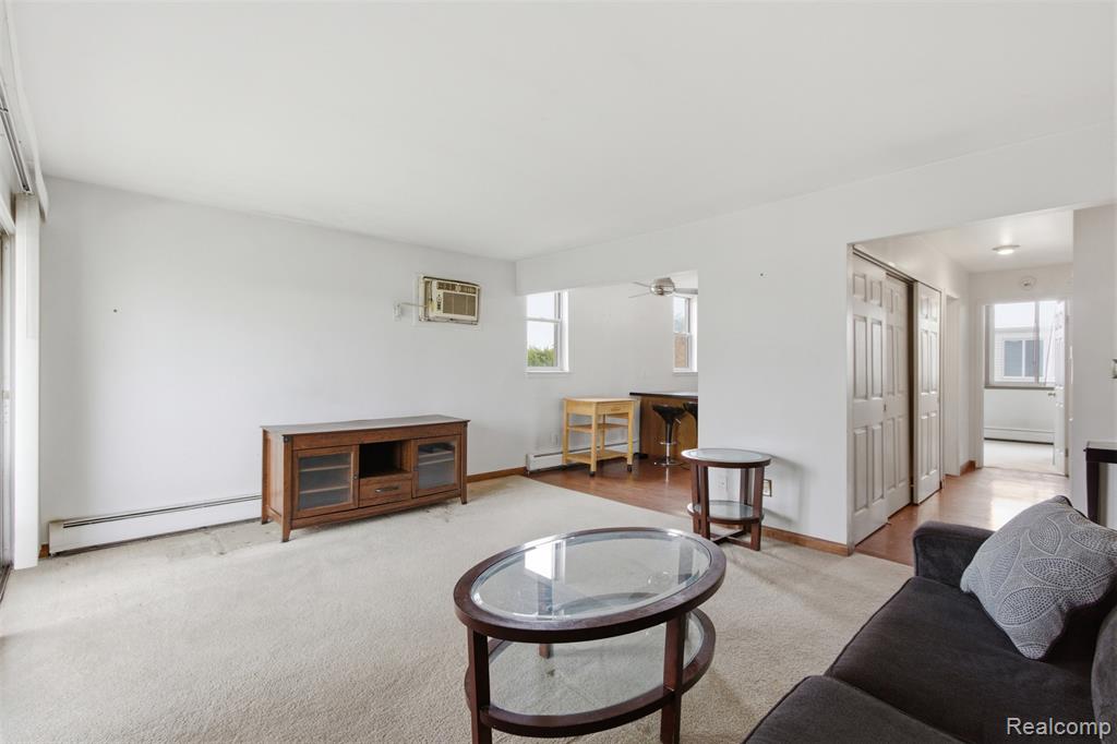 1671 Cass Lake Road, C, Keego Harbor, MI 48320 — Photo 6