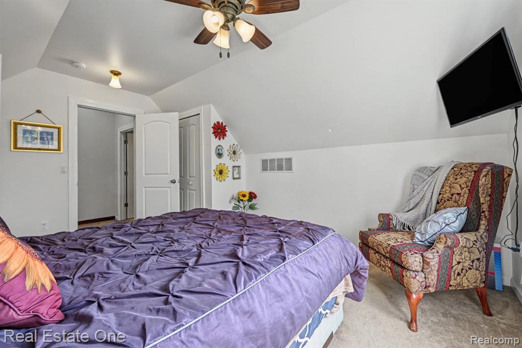 2061 Rosedale Drive, West Bloomfield, MI 48324 — Photo 19