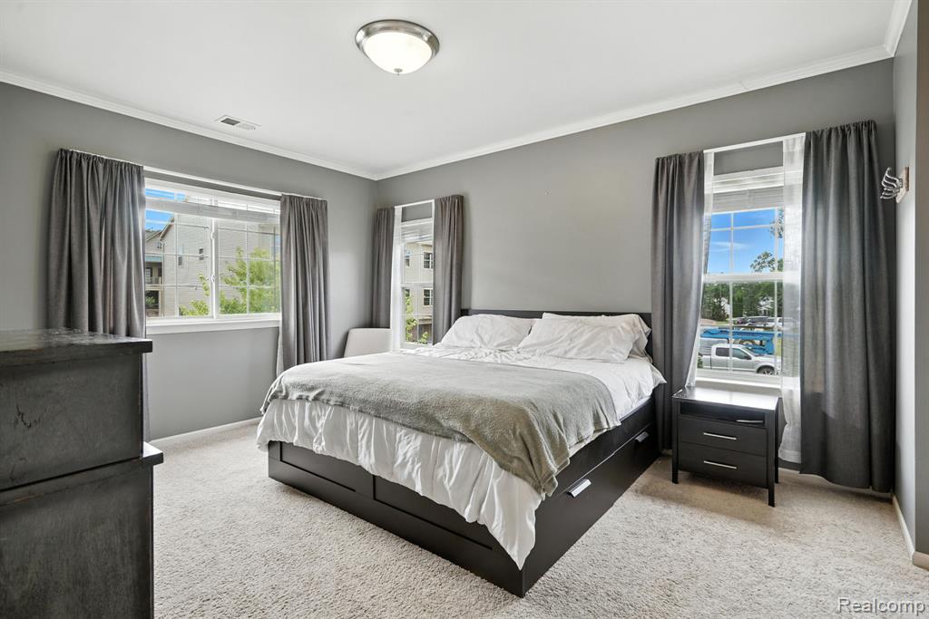 490 Village Drive, Walled Lake, MI 48390 — Photo 12