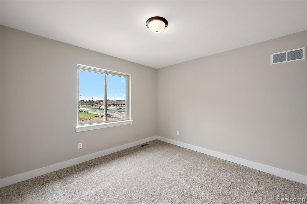 18857 Via Firenze, Macomb, MI 48044 — Photo 45