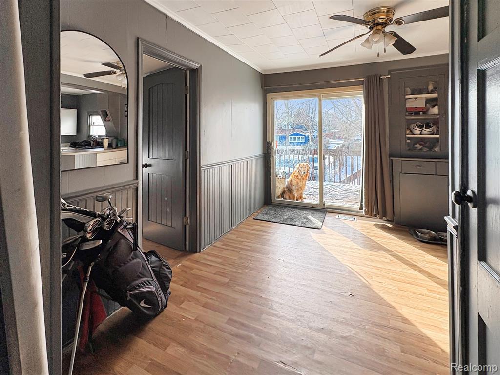 211 N Saginaw Street N, Holly, MI 48442 — Photo 11