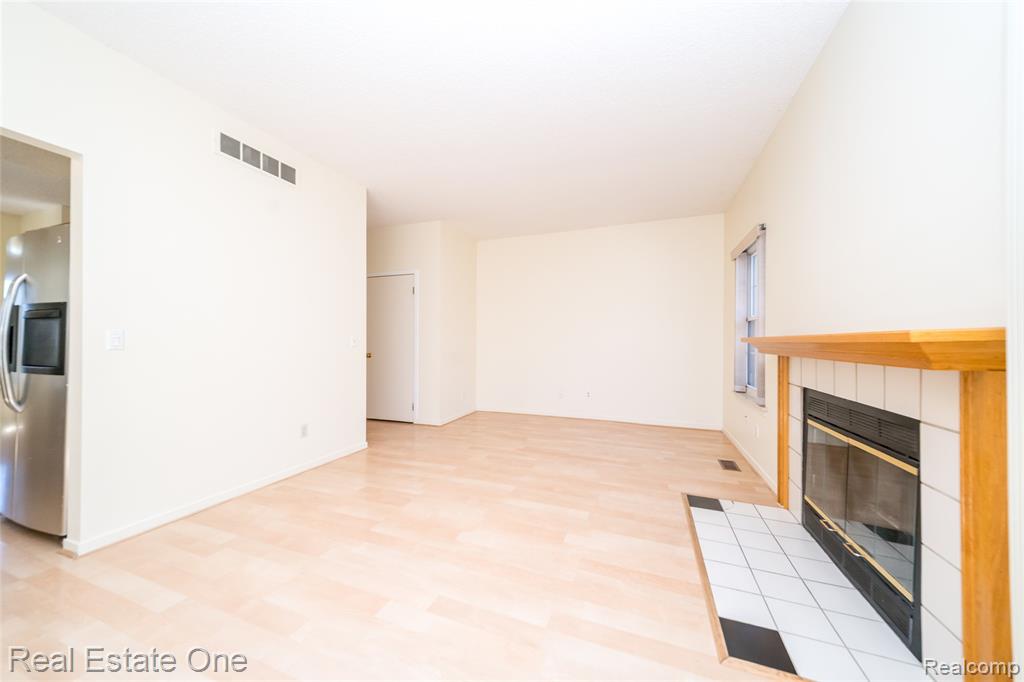 41474 Cornell Drive, Novi, MI 48377 — Photo 22