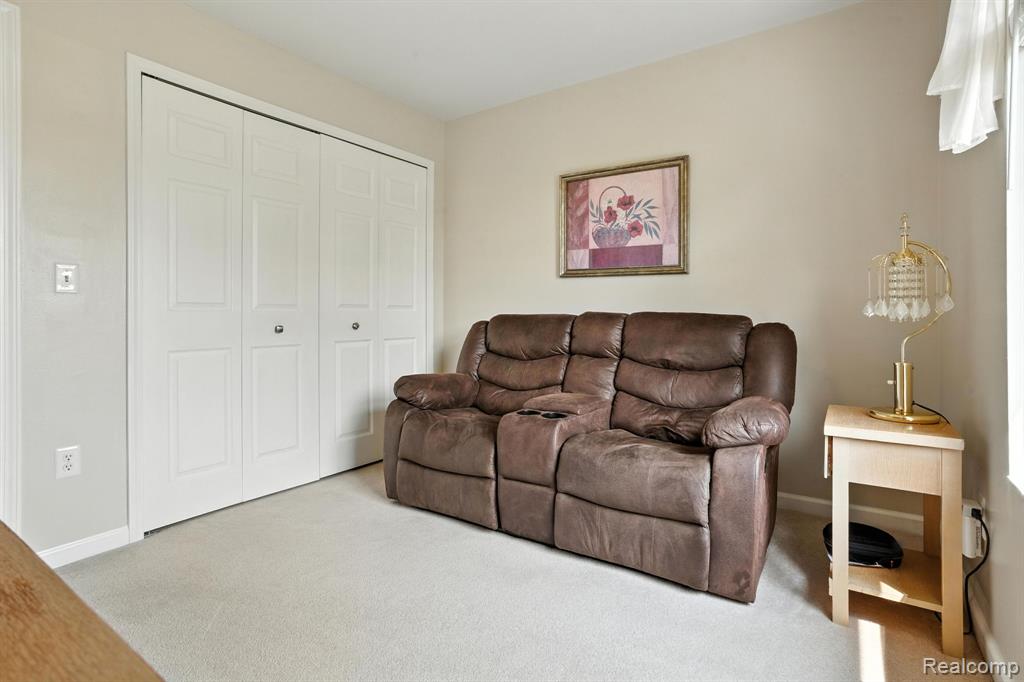 42393 Royal Lane, Clinton Twp, MI 48038 — Photo 19