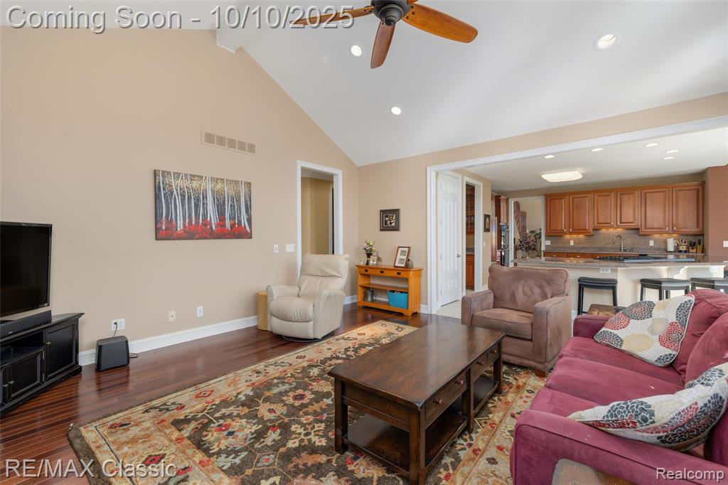 7040 Royal Villa Court, Canton, MI 48187 — Photo 31
