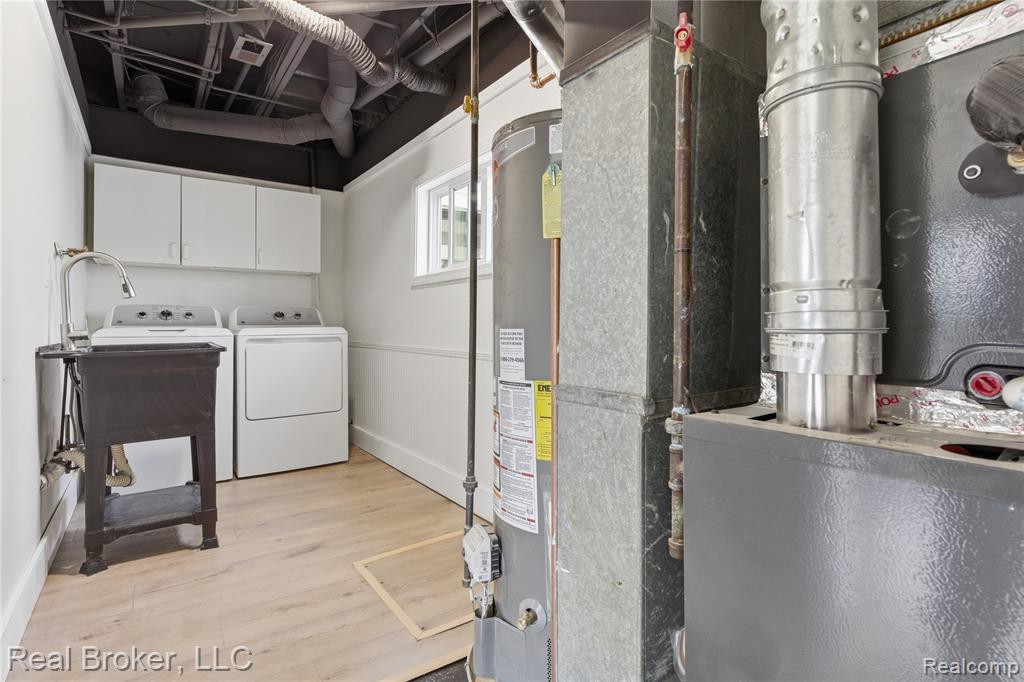 6351 Beth, Brighton, MI 48116 — Photo 31
