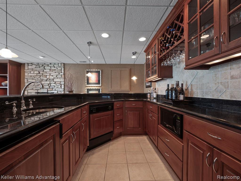 18328 Clairmont Circle E, Northville, MI 48168 — Photo 48