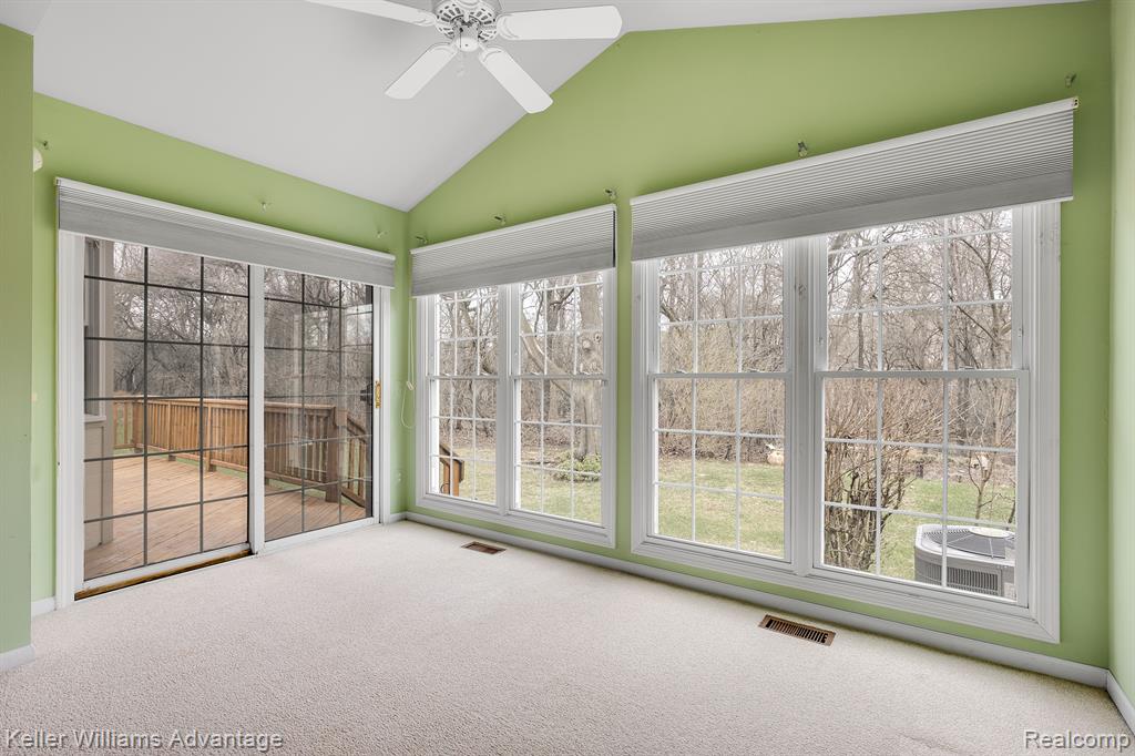 39438 VILLAGE RUN Drive, Northville, MI 48168 — Photo 17