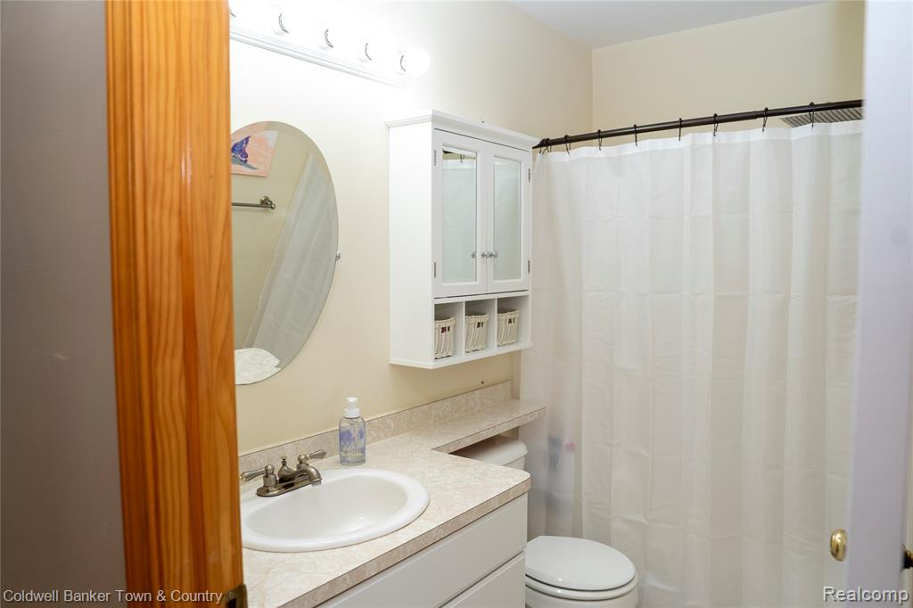 4152 Emily Court, Howell, MI 48843 — Photo 14