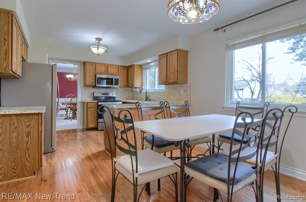 24802 SARAH FLYNN, Novi, MI — Photo 11