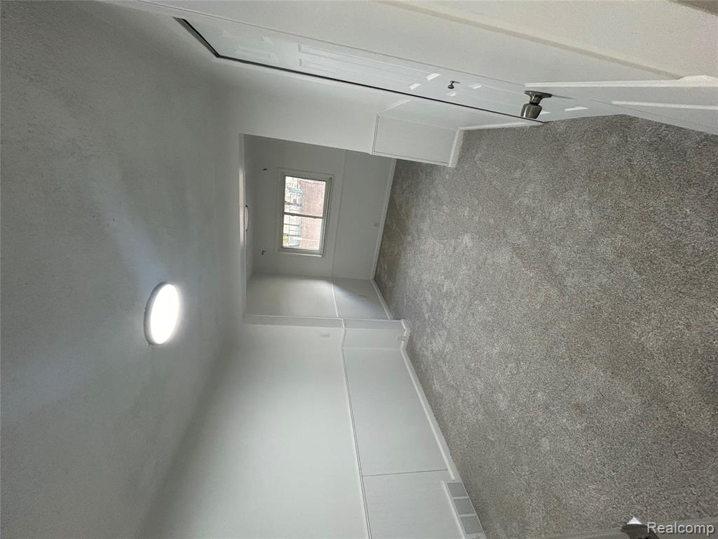 506 N Conklin Road, Lake Orion, MI 48362 — Photo 11