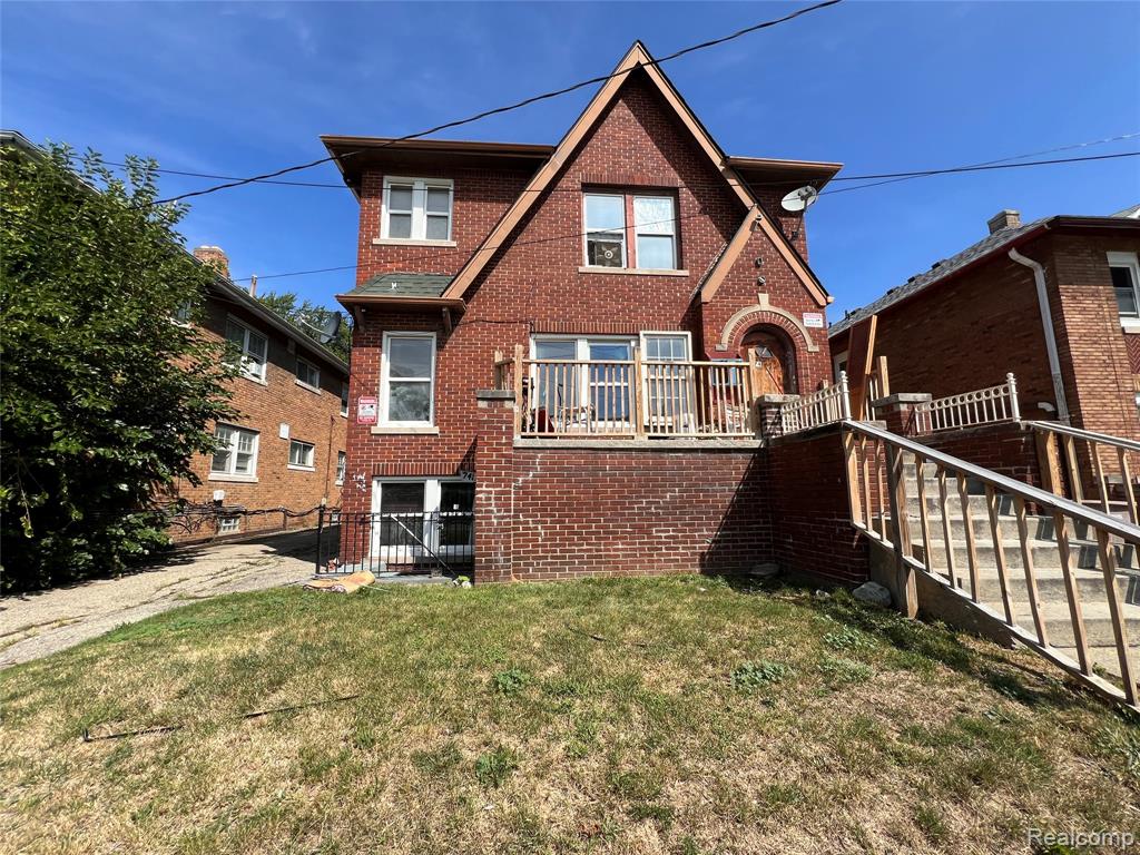 74 Newberry Street, Pontiac, MI 48341