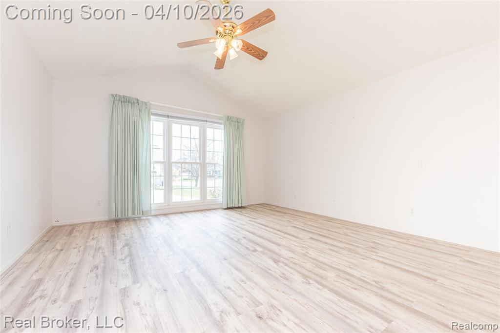 39836 Eagle Trace Drive, Northville, MI 48168 — Photo 17