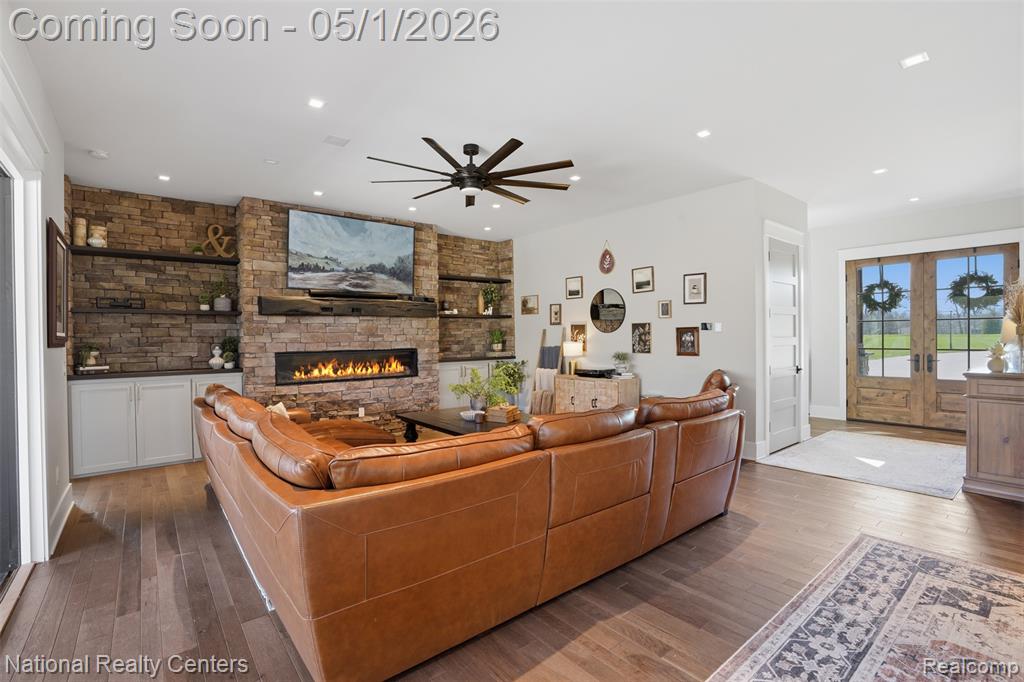 2947 7 Mile Road, South Lyon, MI 48178 — Photo 8