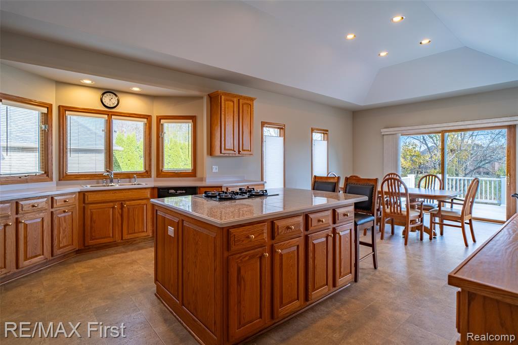 47368 Dove Court, Shelby Twp, MI 48315 — Photo 21